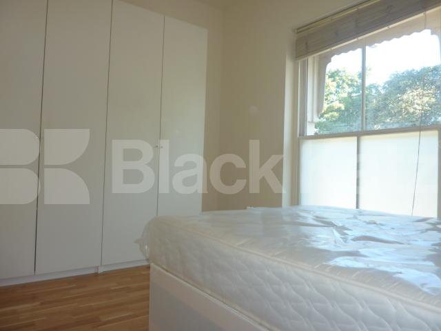 			NEW INSTRUCTION!, 1 Bedroom, 1 bath, 1 reception Flat			 Camden Road, CAMDEN